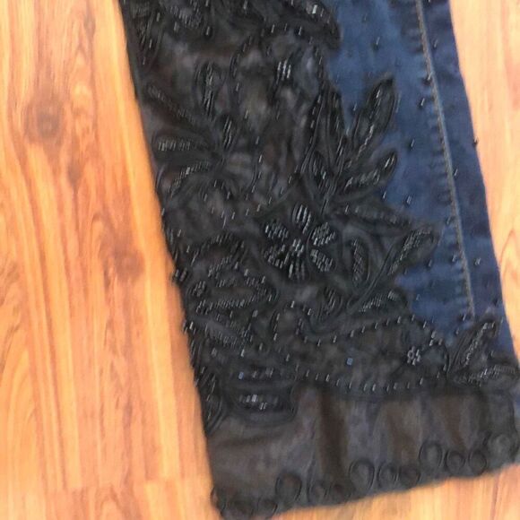 NWT Style Y2K Flare, bottom, jeans with lace and beading stretch. Size 6. ￼ - Picture 4 of 7